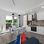 At Vintiana Apartament Pula