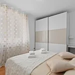 Apartament At Vintiana *