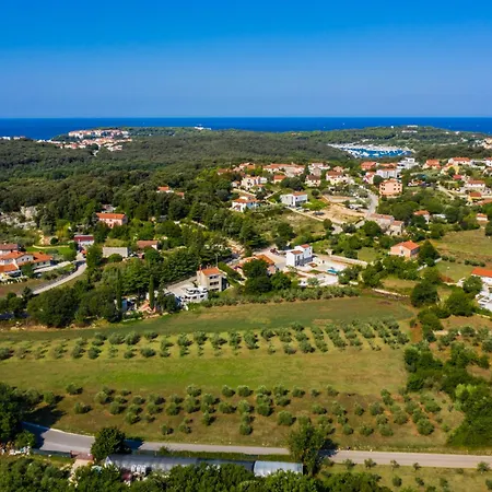 At Vintiana Апартаменти