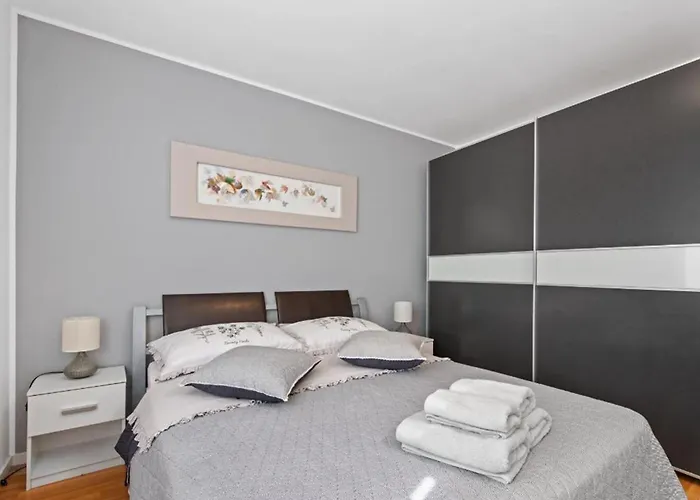 At Vintiana Апартаменти