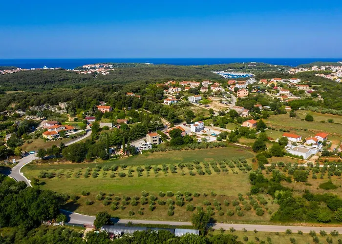 At Vintiana Апартаменти